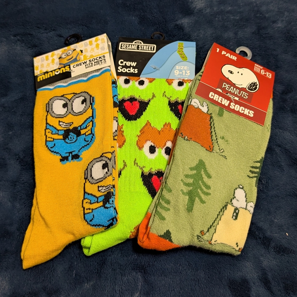 Cartoon Sock Bundle - Minion, Oscar & Snoopy NEW Size 6-13